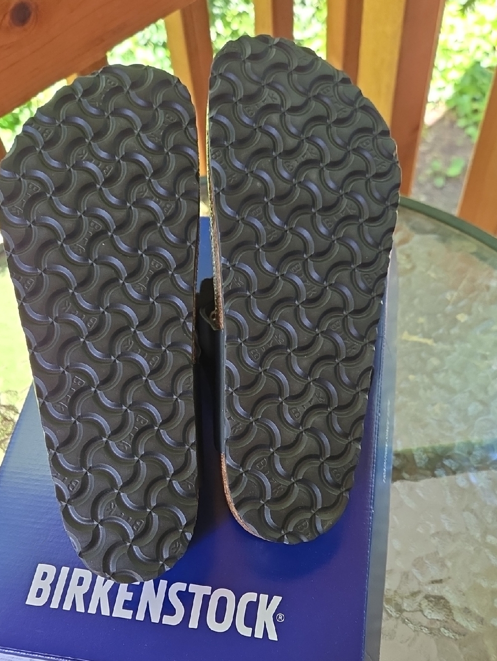 NIB Birkenstock Gizeh Flower Leather Sandals- 40, US 9 - Picture 3 of 5